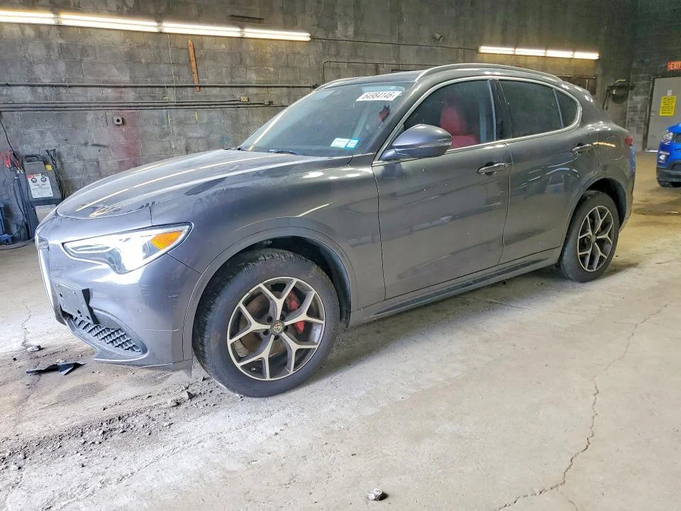 2021 Alfa Romeo Stelvio