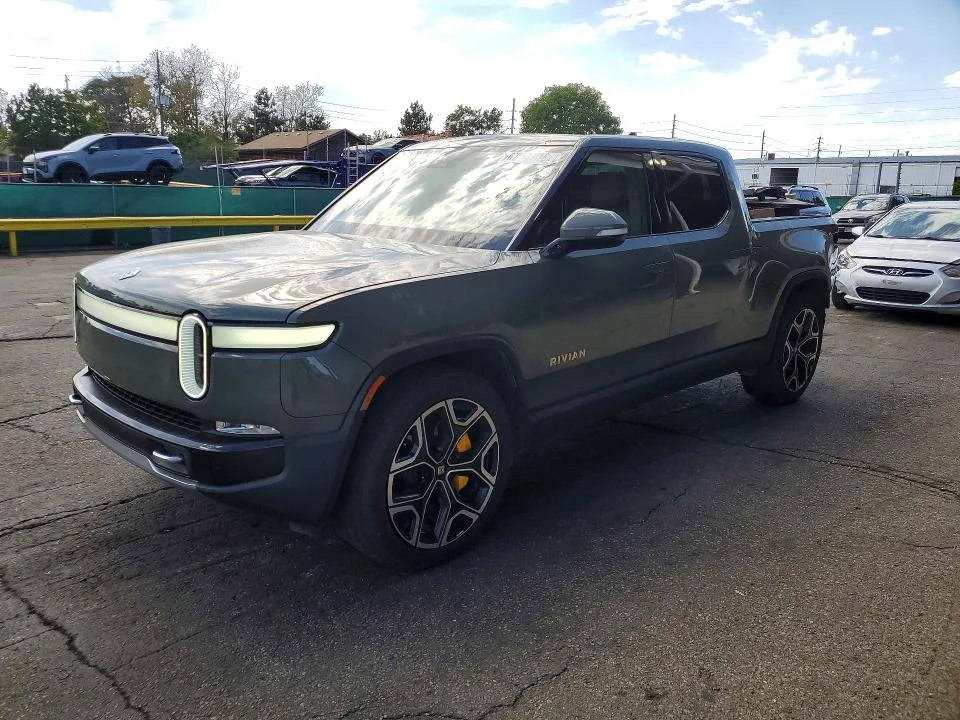 2022 Rivian R1T