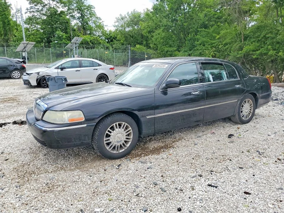 2006 Lincoln Town Car