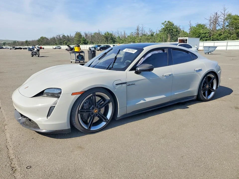 2021 Porsche Taycan