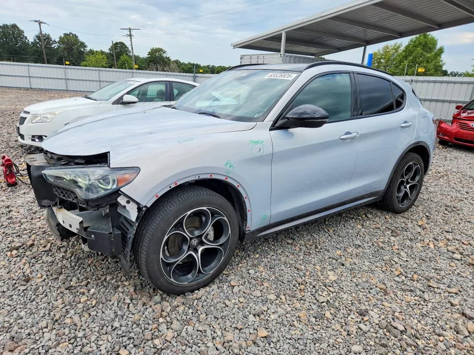 2024 Alfa Romeo Stelvio