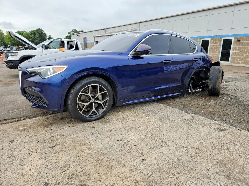 2021 Alfa Romeo Stelvio