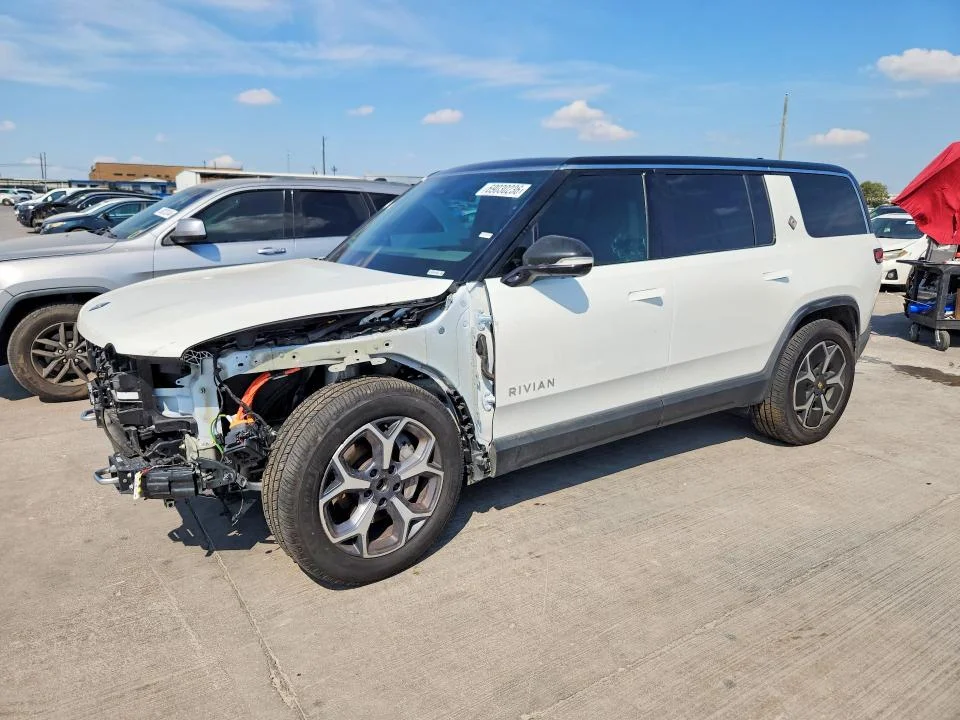 2023 Rivian R1S