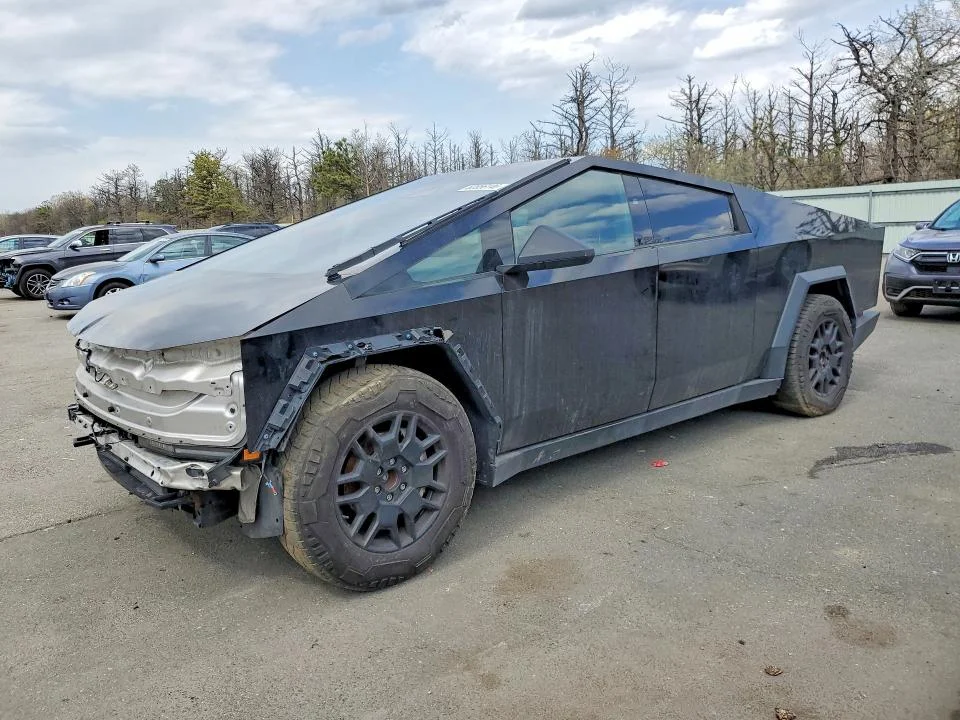 2024 Tesla Cybertruck