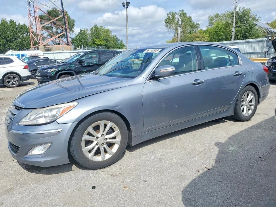 2013 Hyundai Genesis