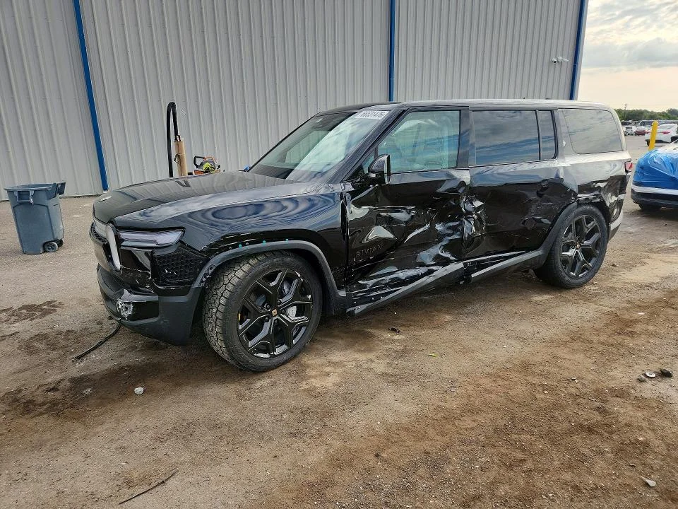 2025 Rivian R1S
