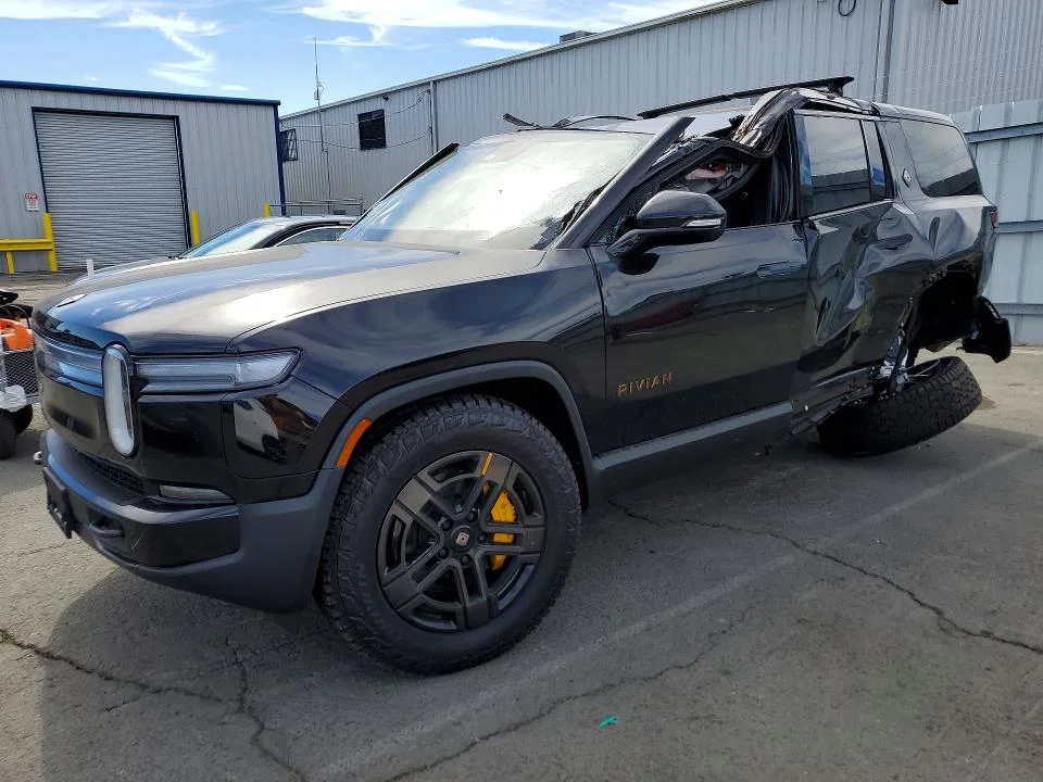2026 Rivian R1S