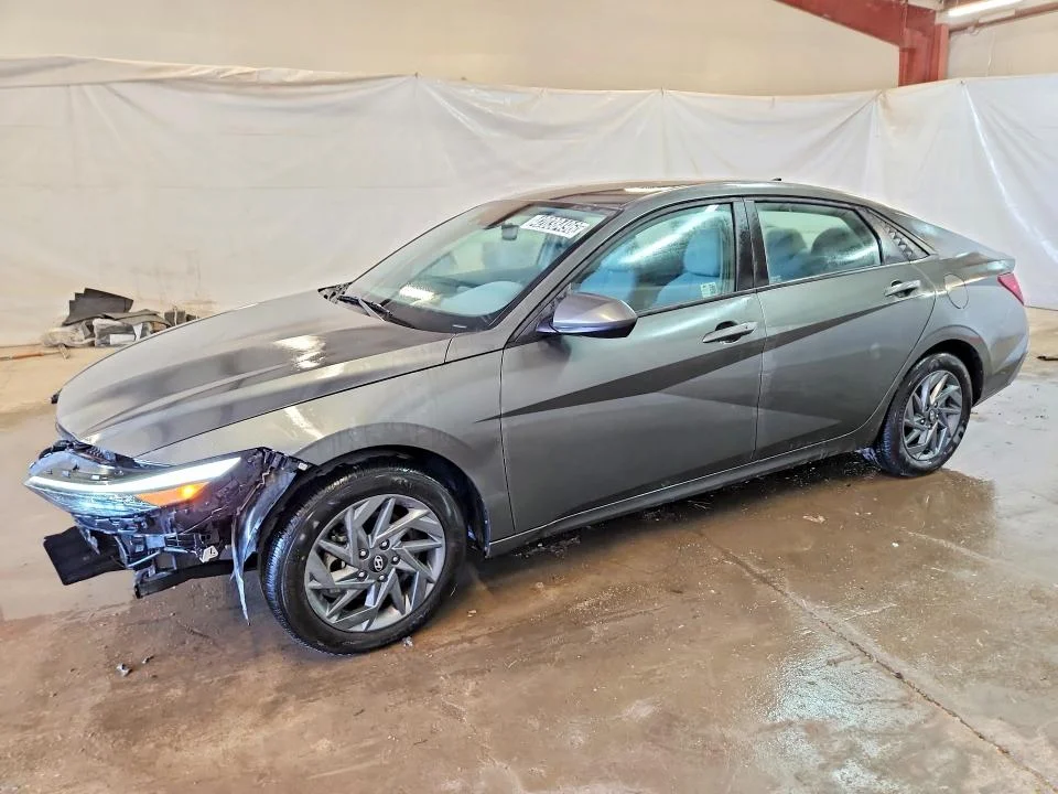 2024 Hyundai Elantra