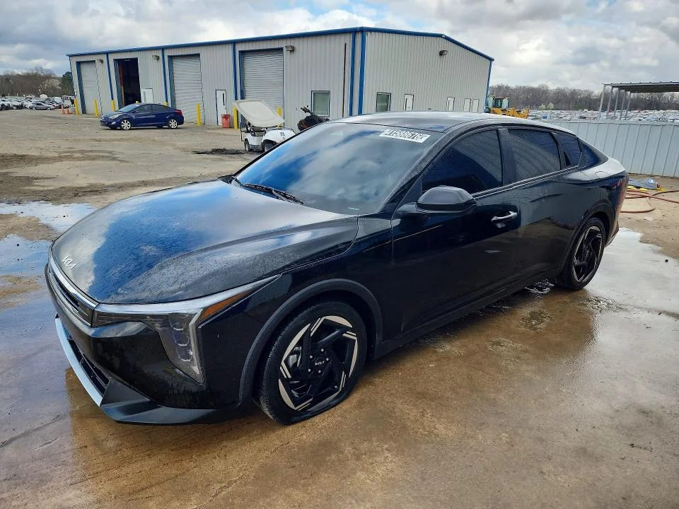 2025 Kia K4