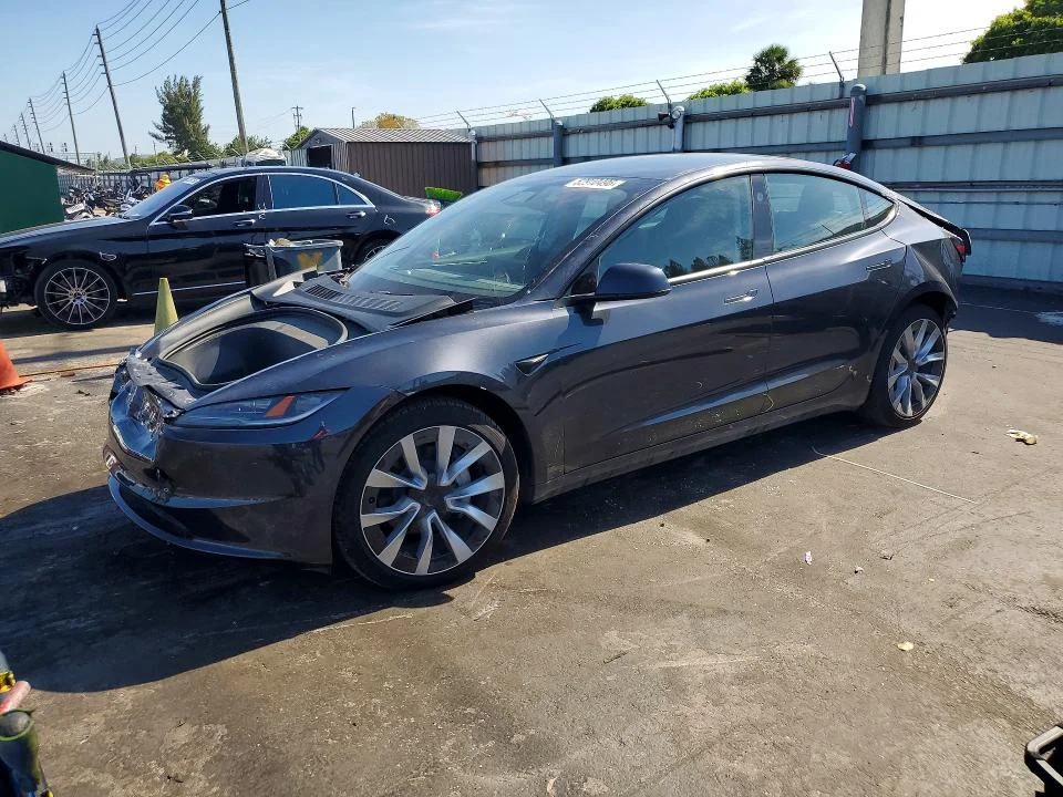 2025 Tesla Model 3