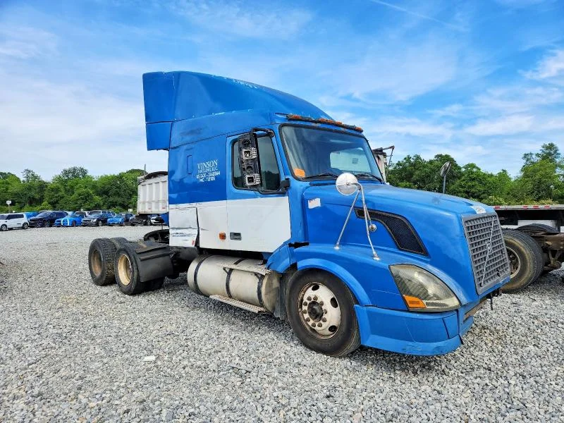 2006 Volvo Vnl
