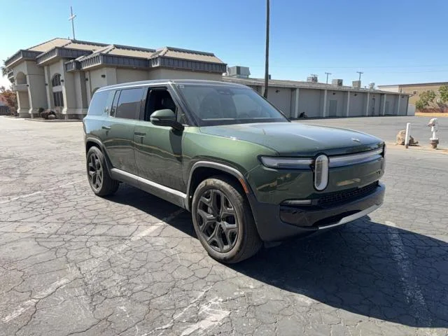 2026 Rivian R1S