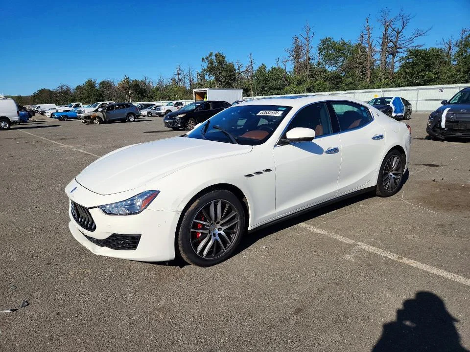 2021 Maserati Ghibli