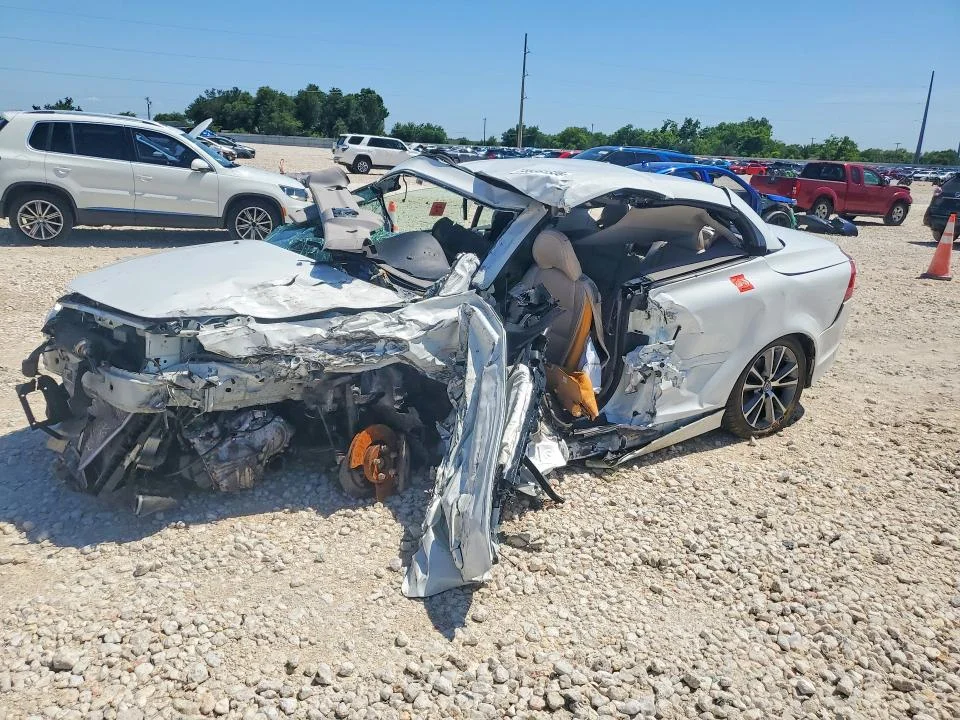 2013 Volvo C70