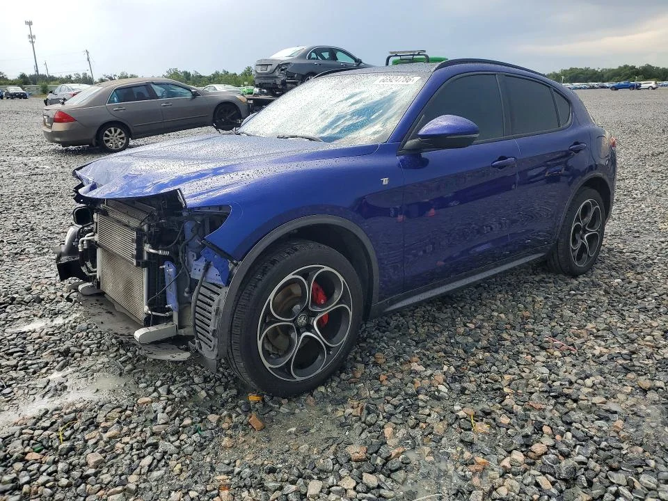2022 Alfa Romeo Stelvio