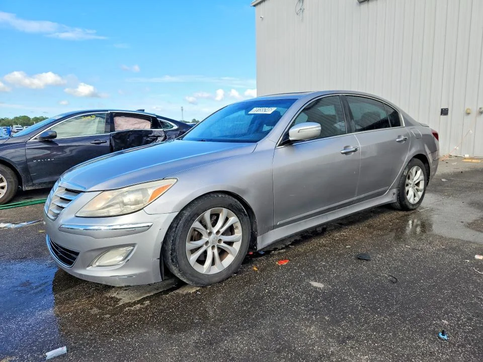 2013 Hyundai Genesis