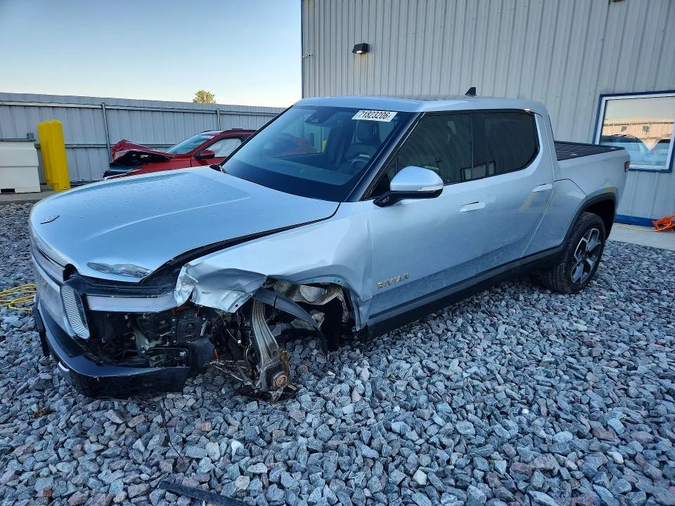 2022 Rivian R1T