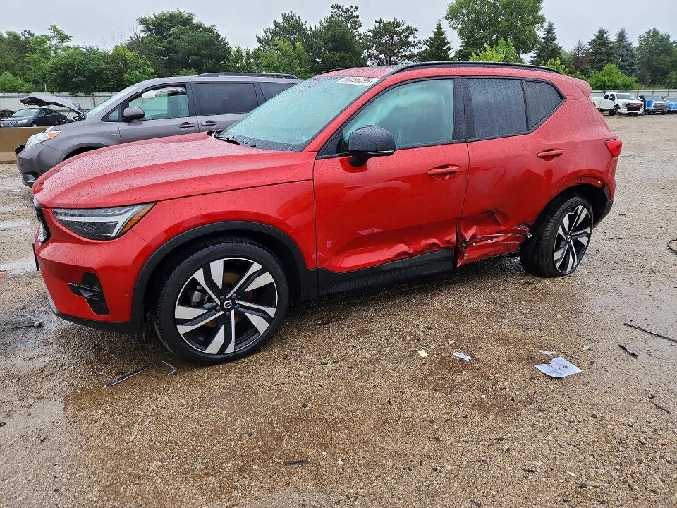 2023 Volvo Xc40