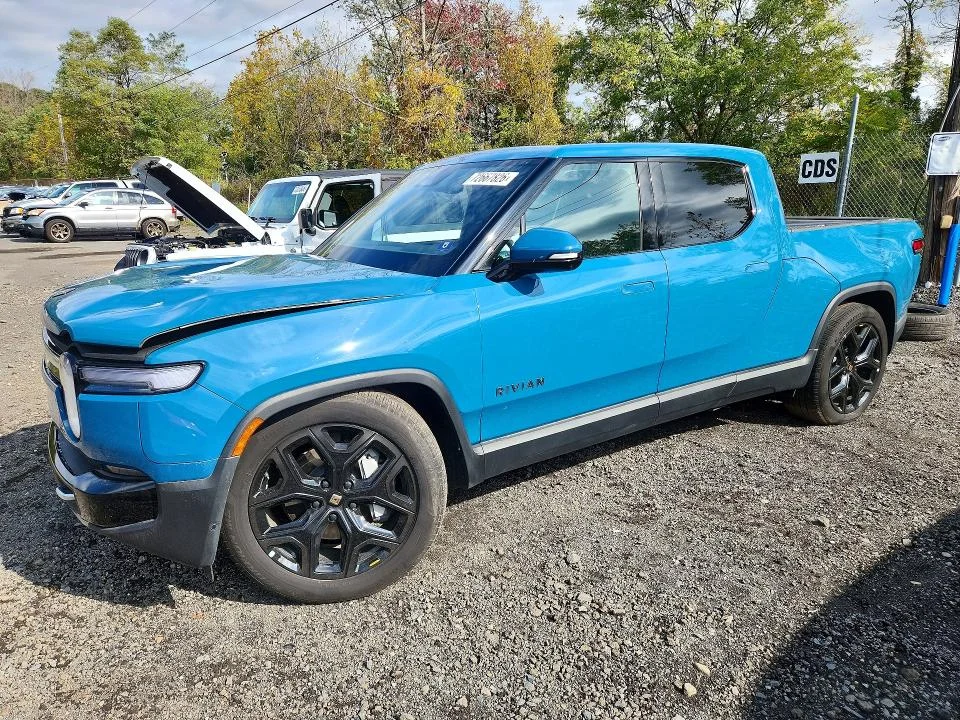 2025 Rivian R1T