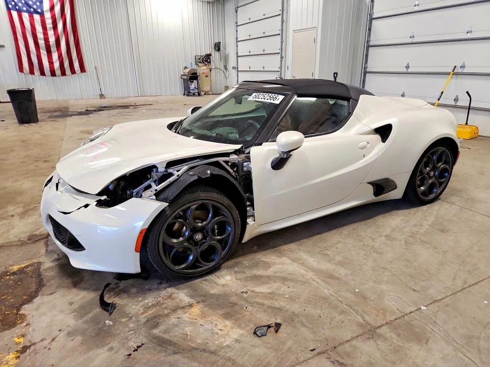 2016 Alfa Romeo 4C