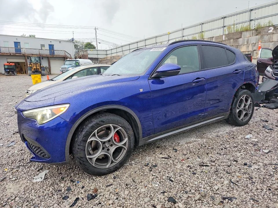 2022 Alfa Romeo Stelvio