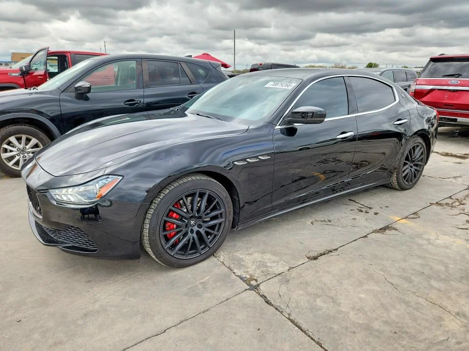 2017 Maserati Ghibli