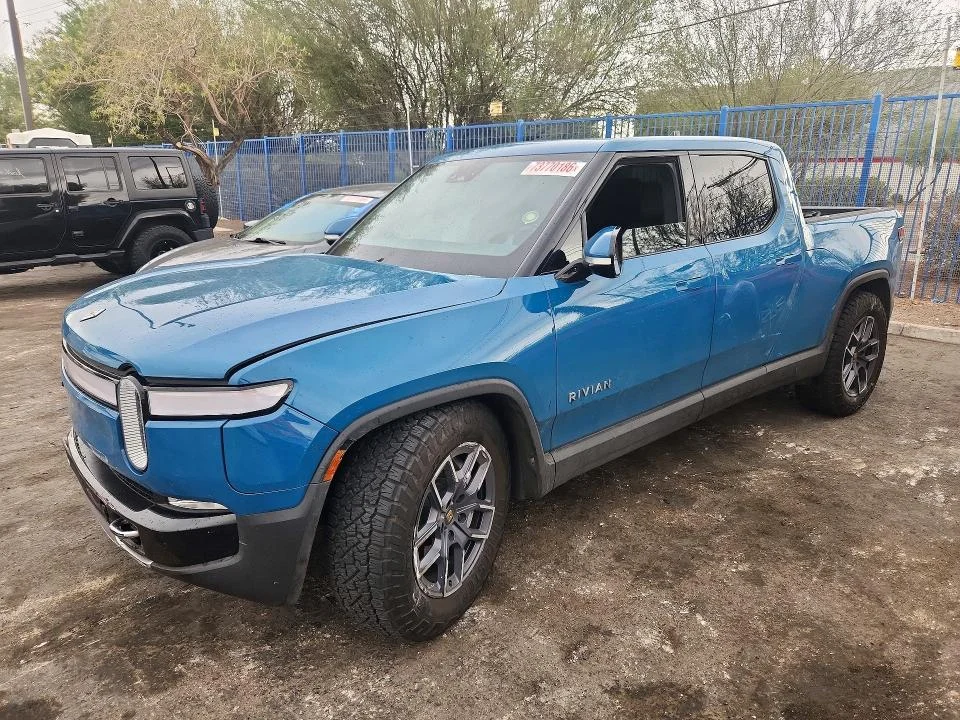 2024 Rivian R1T