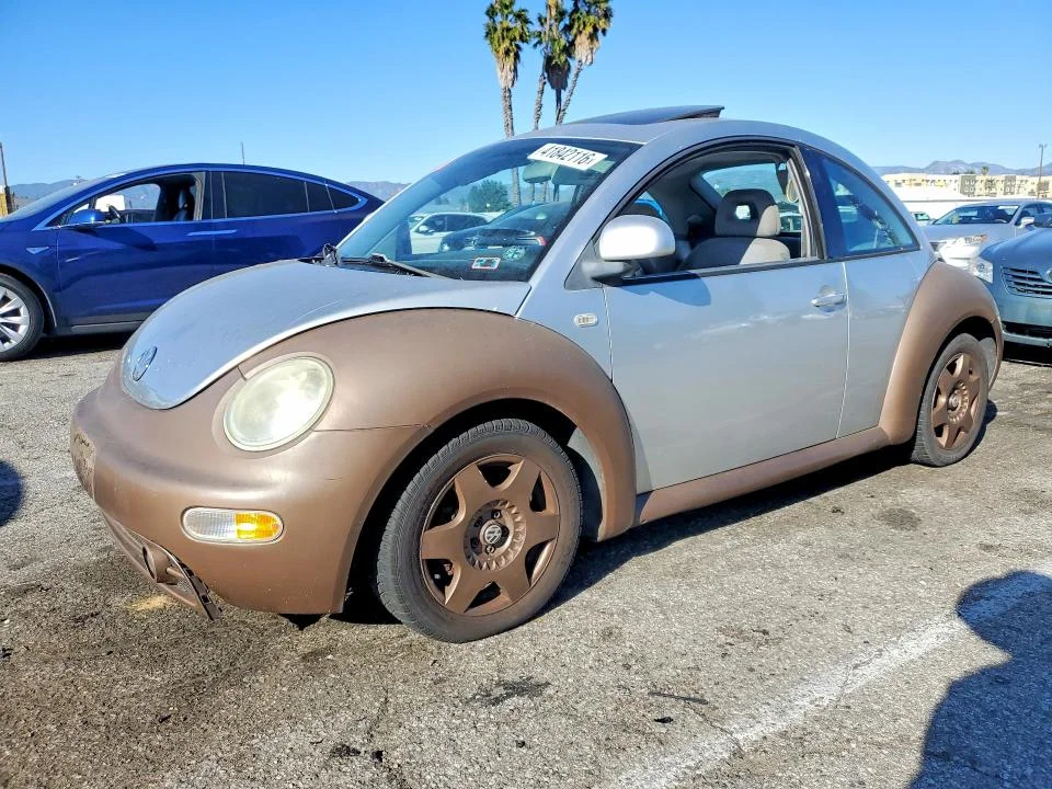 2000 Volkswagen New Beetle