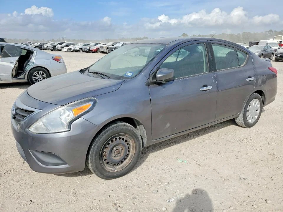 2017 Nissan Versa