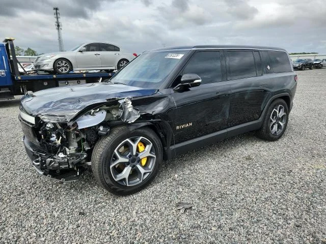 2023 Rivian R1S