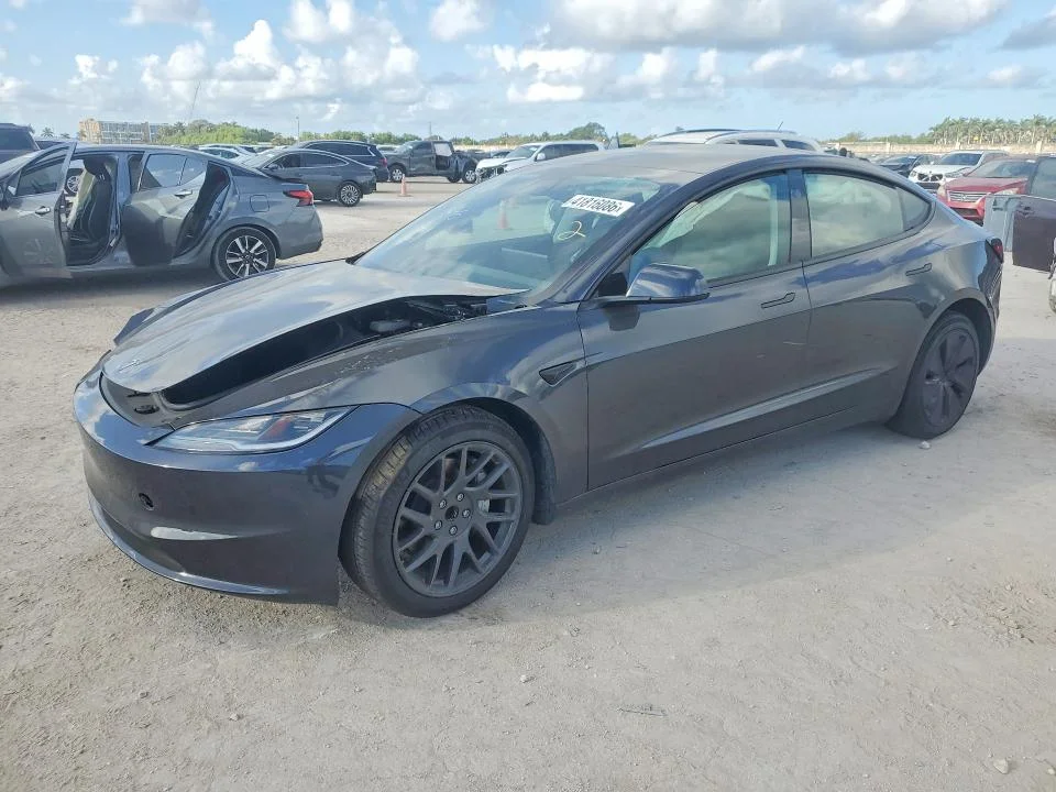 2025 Tesla Model 3