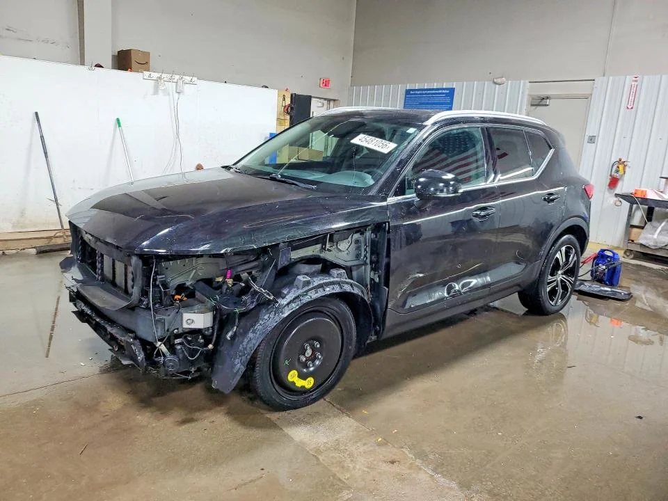 2020 Volvo Xc40
